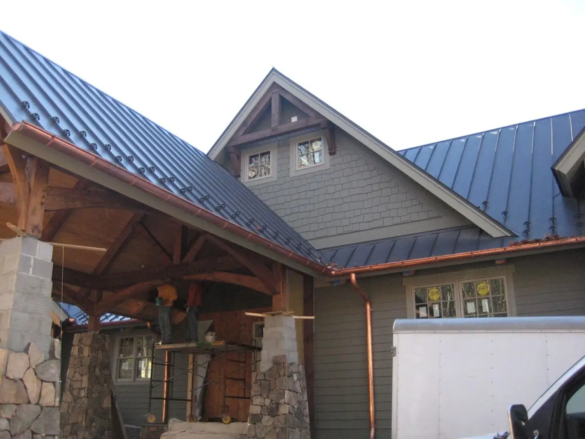 Craftsman Roofing team delivering quality roofing work in Brimfield Crossing